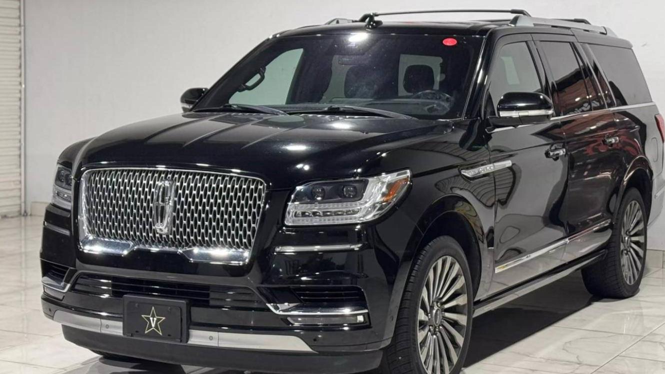 LINCOLN NAVIGATOR L 2018 5LMJJ3LT6JEL18923 image